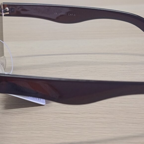 Sunglasses - Picture 3 of 3